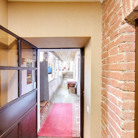 Hostel Pirosmani Tbilisi Zewnętrze zdjęcie
