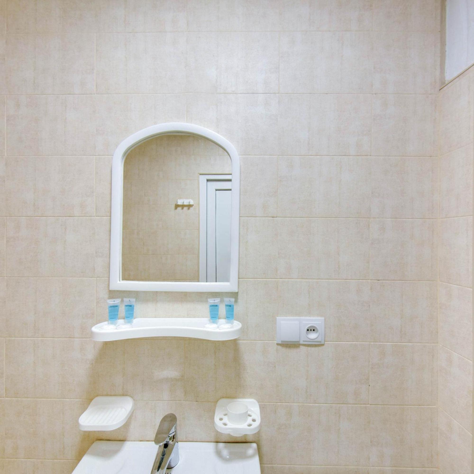 Hostel Pirosmani Tbilisi Zewnętrze zdjęcie